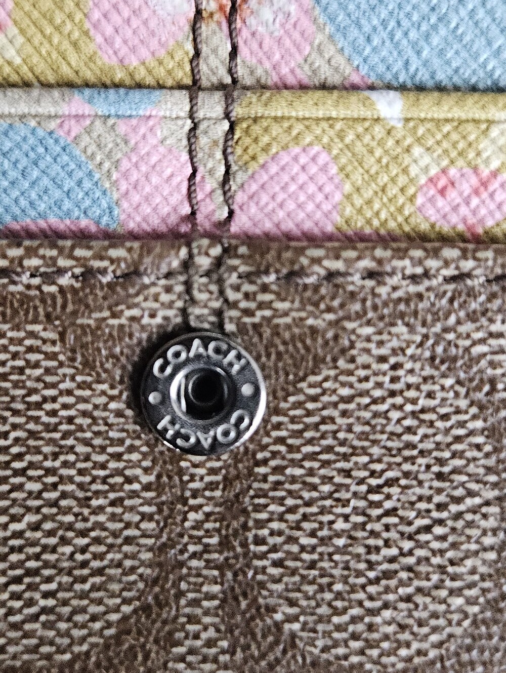 COACH Peyton Signature Slim Envelope Wallet w/ Floral Pouch Insert - Picture 7 of 13
